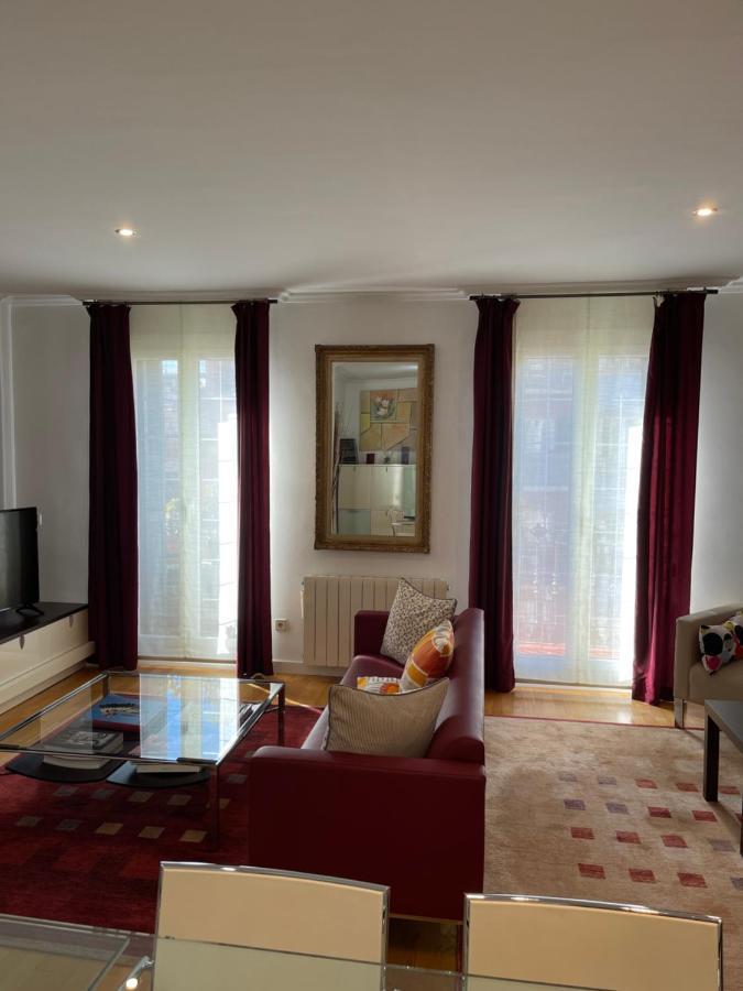 Channing Apartment บาร์เซโลนา ภายนอก รูปภาพ